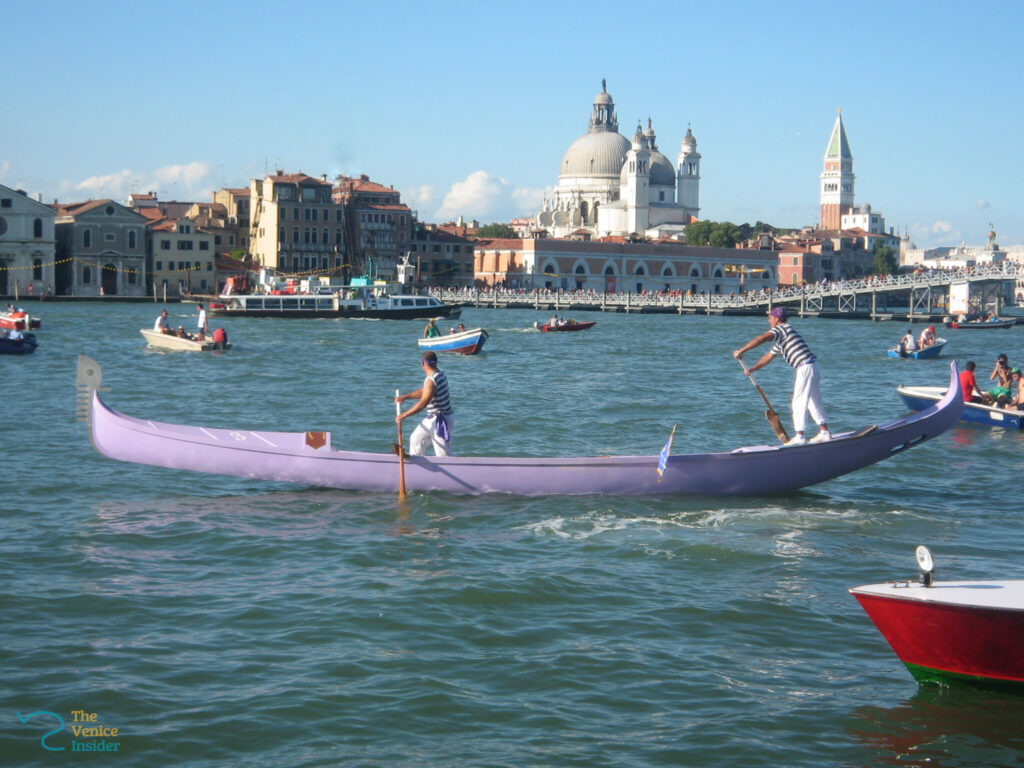 rowing venice